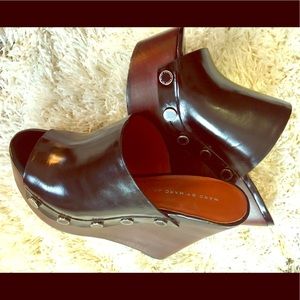 Brand New Marc Jacobs Wedge shoe